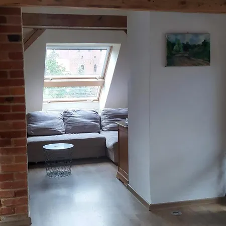 Nowowiejskiego 11a